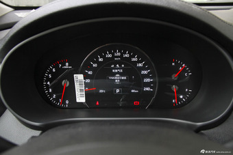 2015款索兰托L 2.4L自动汽油四驱精英版 7座 国5