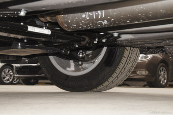 2016款DS 6 1.6T自动豪华版THP160