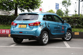 2013款劲炫ASX 2.0L自动四驱旗舰版