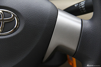 2013款花冠1.6L手动超值版