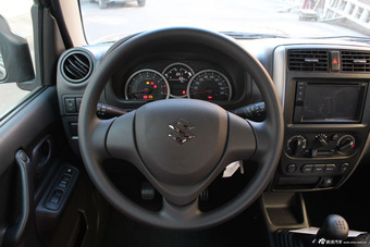 2015款吉姆尼到店实拍