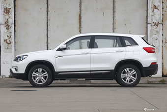 2015款长安CS75 1.8T自动四驱精英型