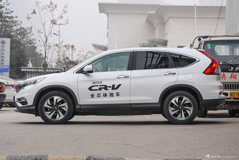 2015款CR-V 2.4L自动四驱豪华版