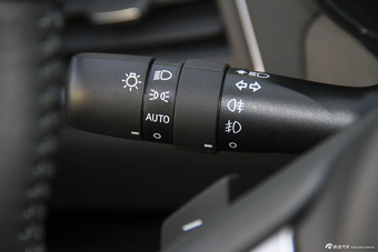 2015款傲虎 2.0DIT 尊贵版