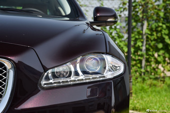 2015款捷豹XJL 3.0 SC典雅商务80周年典藏版