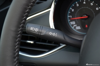 2016款迈锐宝XL 1.5T自动双离合锐驰版