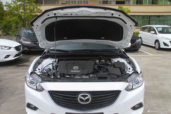 2015款阿特兹2.0L自动蓝天豪华版