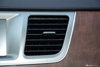 2016款上汽大通G10 2.0T手动豪华版