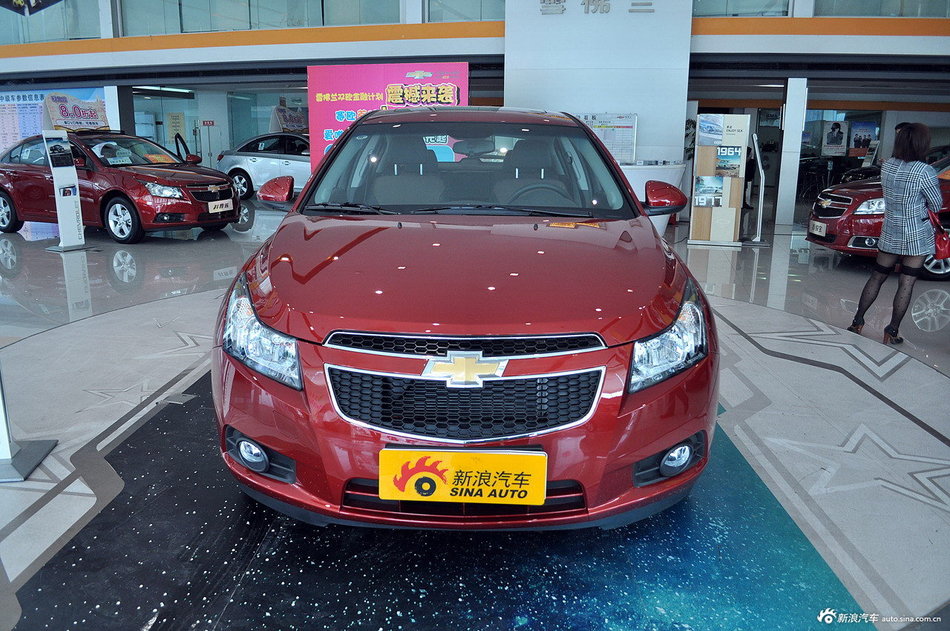 2013款科鲁兹掀背1.6L手动豪华版