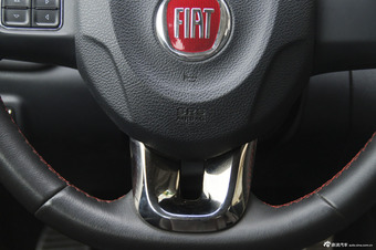 2014款菲亚特致悦1.4T自动运动版