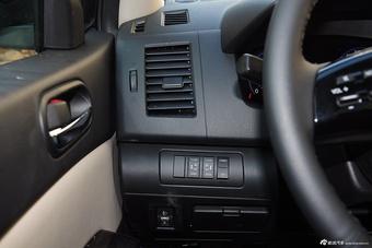 2015款马自达8 2.5L自动领航版