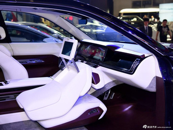 红旗全新HS7曝光 与奥迪Q7同级别