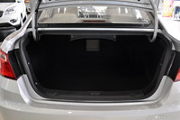 2014款逸动1.6L手动尊贵型