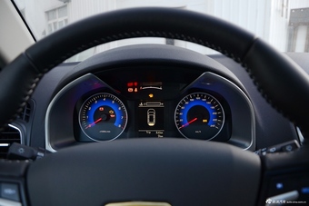 2016款吉利帝豪1.5L手动RS两厢向上版