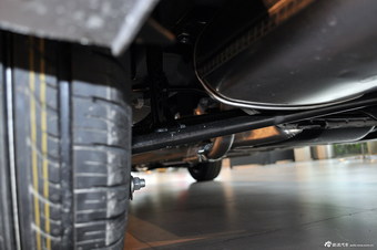 2013款凯越1.5L手动经典型 钛银