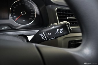 2013款朗逸1.6L自动舒适版 睿智金