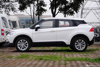 2015款中华V3 1.5L手动智能型
