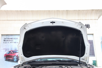 2015款凯迪拉克XTS 28T铂金版