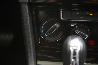 2014款宝来1.6L自动舒适型