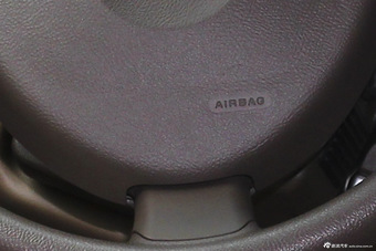 2014款GL8商务车2.4L自动经典版