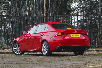 2015款雷克萨斯IS 2.0T自动200t锋尚版