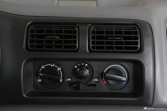 2013款北斗星创业版1.0L手动实用型