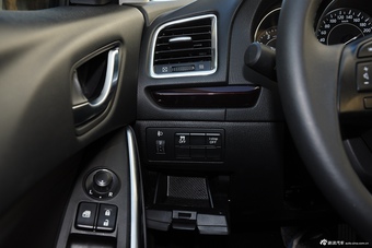 2014款马自达6阿特兹 2.0L蓝天尊贵版