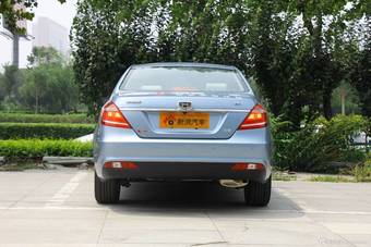 2014款新帝豪三厢1.3T CVT尊贵型到店实拍