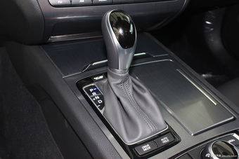 2015款现代捷恩斯到店实拍