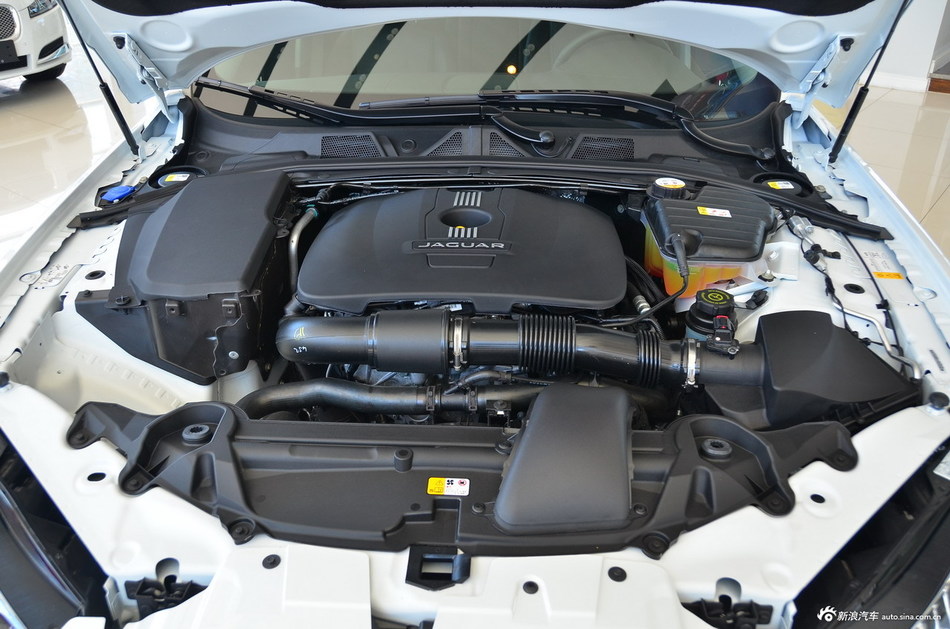 2015款捷豹XF 2.0T Sportbrake 豪华版