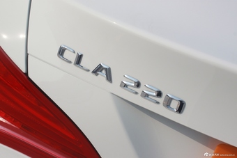 2015款奔驰CLA220 到店实拍