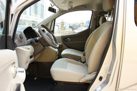 2014款NV200 1.6L CVT尊贵型国IV到店实拍