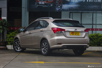 2015款V CROSS 1.5L手动智趣型