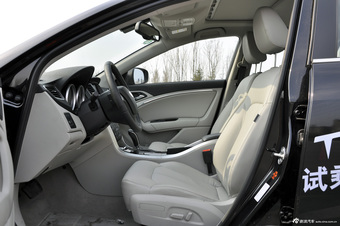 2014款奔腾B90到店实拍