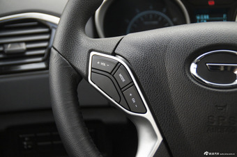 2015款传祺GS5 Super 2.0L自动两驱舒适版