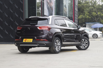 2016款DS 6 1.6T自动豪华版THP160