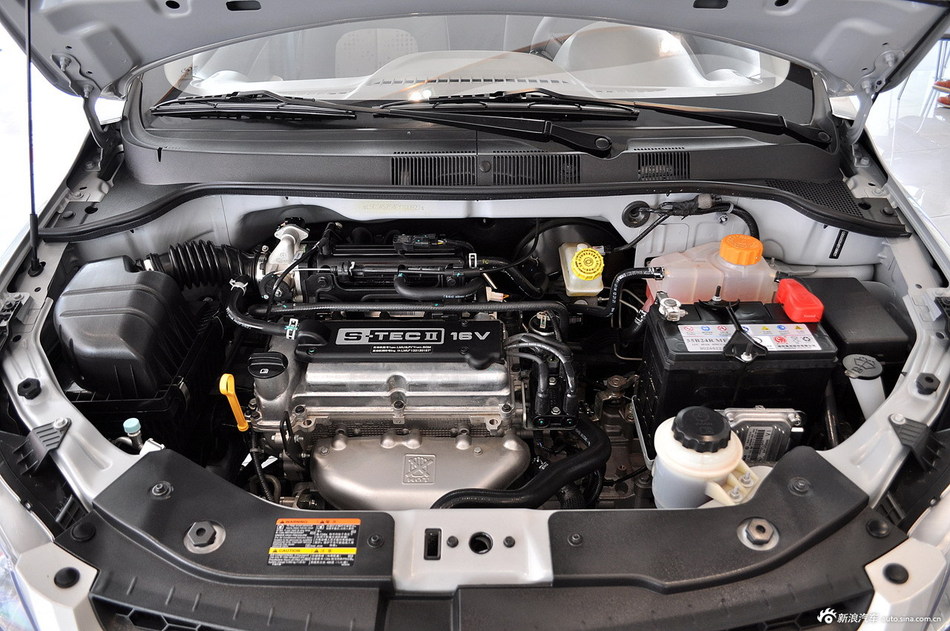 2013款赛欧三厢1.2L手动时尚版