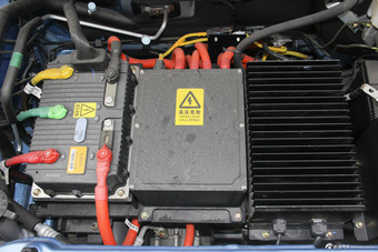 2014款众泰云100纯电动舒适型