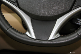 2014款威驰1.5L自动智尊版