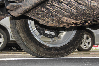 2015款幻速H3 1.5L手动豪华型