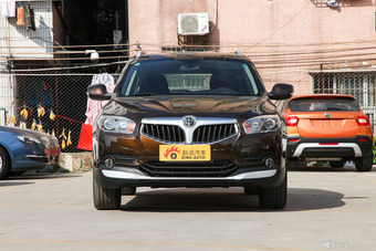 2014款中华V5 1.5T自动两驱运动型