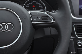 2013款奥迪Q5 40TFSI舒适型