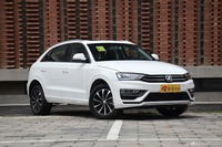 2016款众泰SR7 1.5T手动魔方之梦版