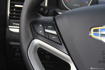 2016款吉利帝豪1.3T自动三厢向上版