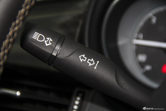 2015款昂科威20T四驱豪华型