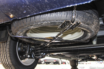 2015款开瑞K50 1.5L手动豪华型