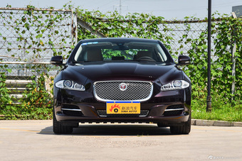 2015款捷豹XJL 3.0 SC典雅商务80周年典藏版