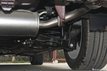 2015款海马M6 1.5T自动豪华型