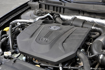 2014款奔腾B90到店实拍