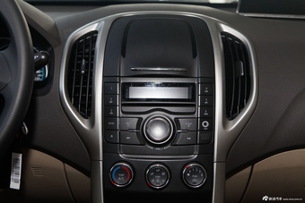 2014款宝骏630 1.5L手动舒适型